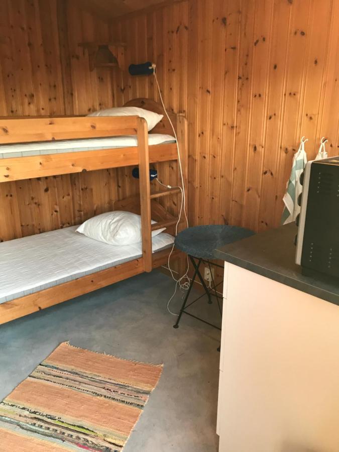 Bjoersjoeas Vildmark - Small Camping Cabin Close To Nature Olofstorp Buitenkant foto