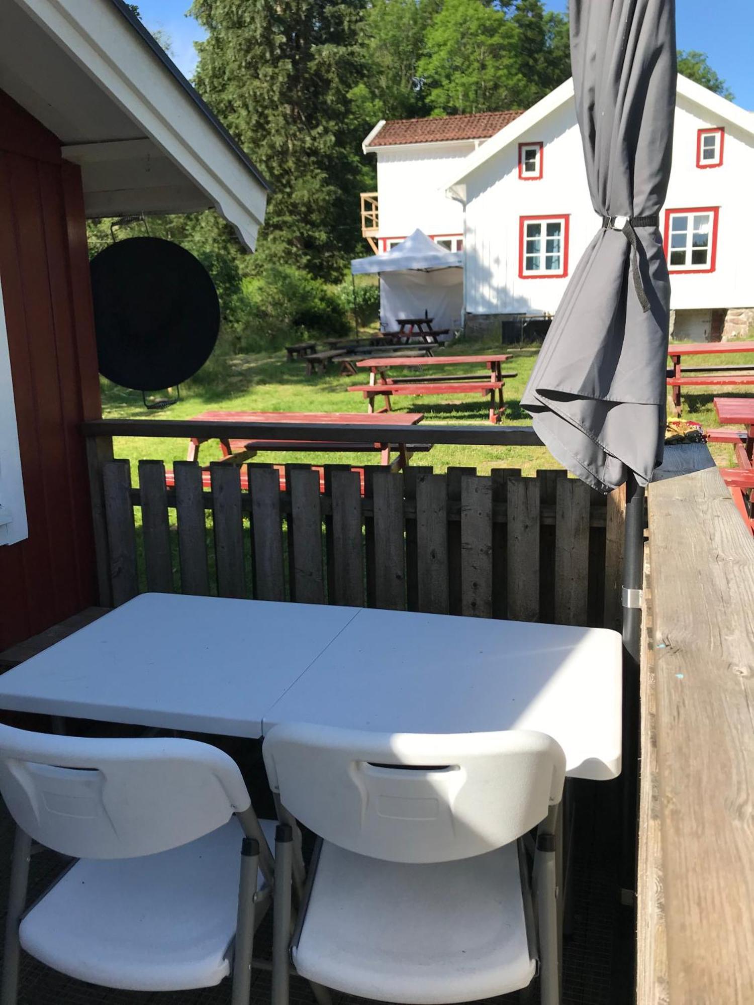 Bjoersjoeas Vildmark - Small Camping Cabin Close To Nature Olofstorp Buitenkant foto